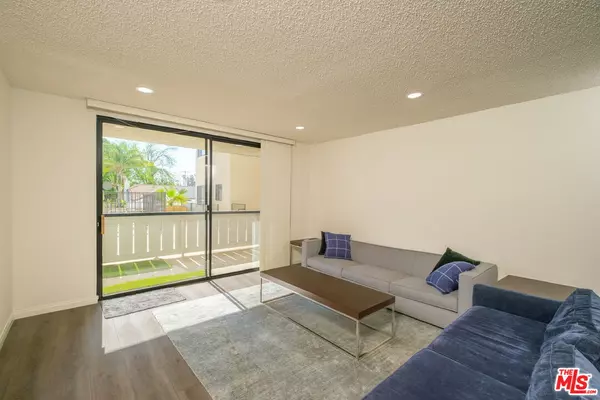 Northridge, CA 91324,19029 Nordhoff St #104