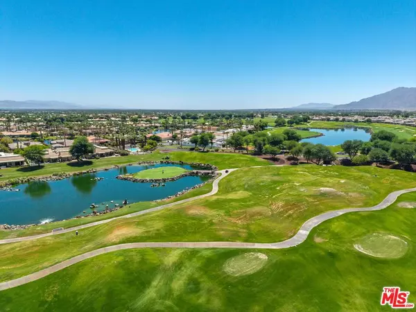 La Quinta, CA 92253,55092 Oak Tree #A16