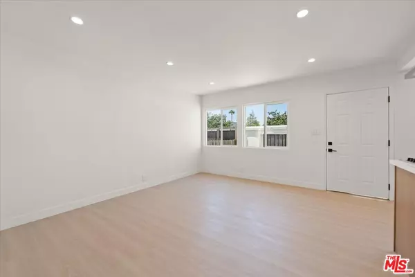 Marina Del Rey, CA 90292,702 Washington Blvd