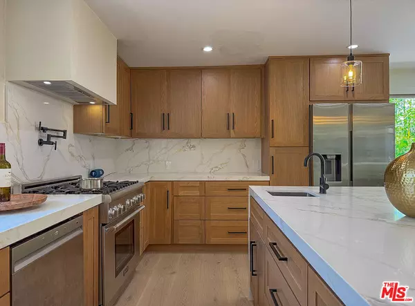 Sherman Oaks, CA 91403,4108 Valley Vista Ct