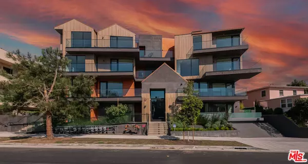 1618 Hilts Ave #201, Westwood, CA 90024
