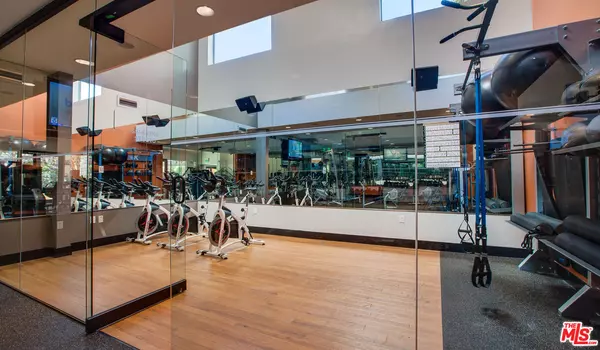 Calabasas, CA 91302,26347 W Thousand Oaks Blvd #05-163