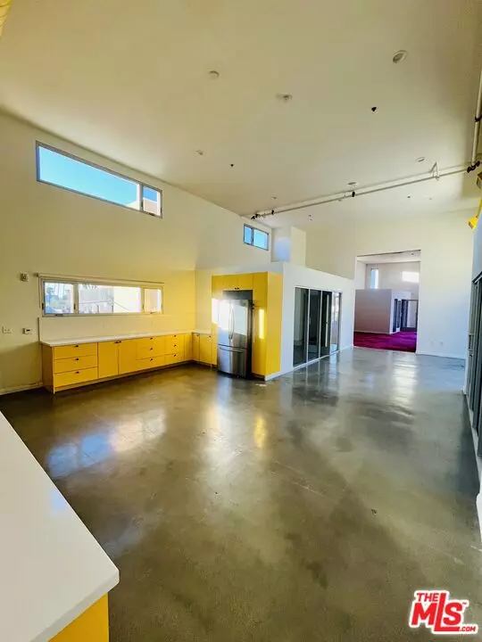 Santa Monica, CA 90404,1347 19th St