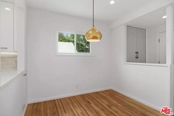 Sherman Oaks, CA 91411,5346 Natick Ave