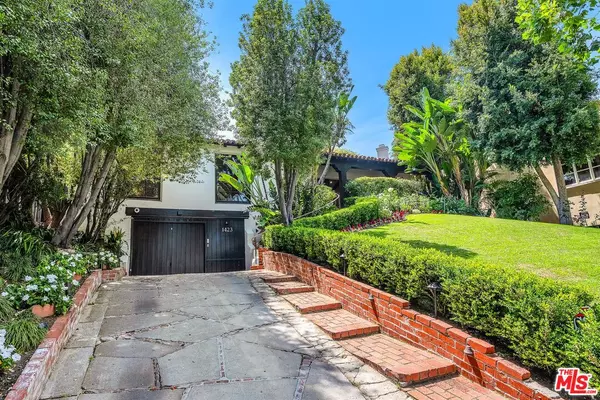 Los Angeles, CA 90024,1423 Warnall Ave