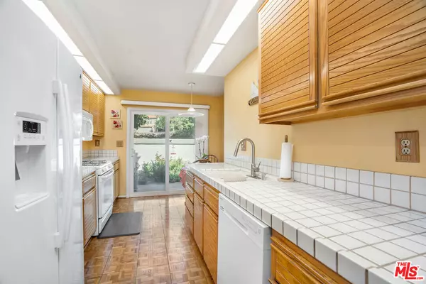 Chatsworth, CA 91311,22211 Frontier Pl