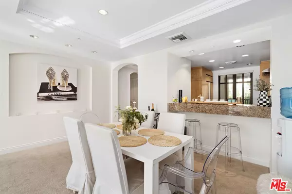 11847 Gorham Ave #210, Los Angeles, CA 90049