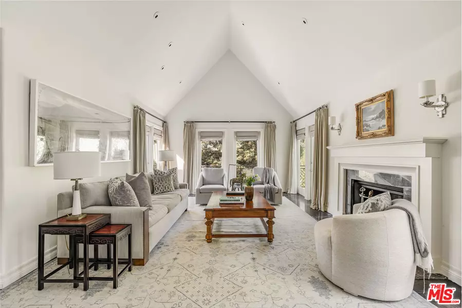 1265 Leona Dr, Beverly Hills, CA 90210