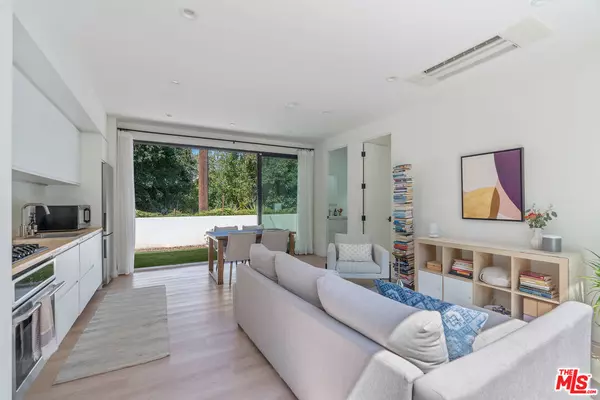 Eagle Rock, CA 90041,5263 Dahlia Dr