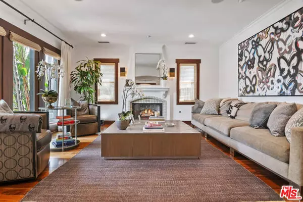 Sherman Oaks, CA 91423,14318 Valley Vista Blvd