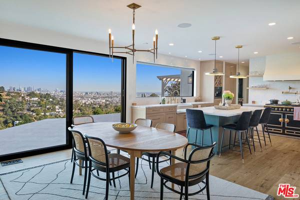 2720 Hollyridge Dr, Los Angeles, CA 90068