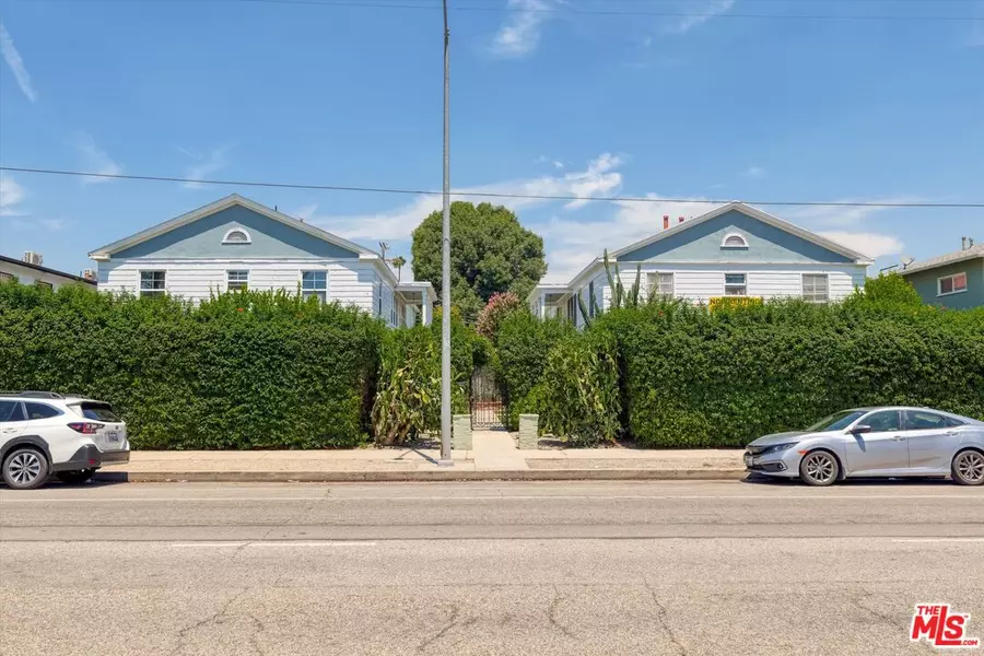 11683 Chandler Blvd #11685 1/2, North Hollywood, CA 91601