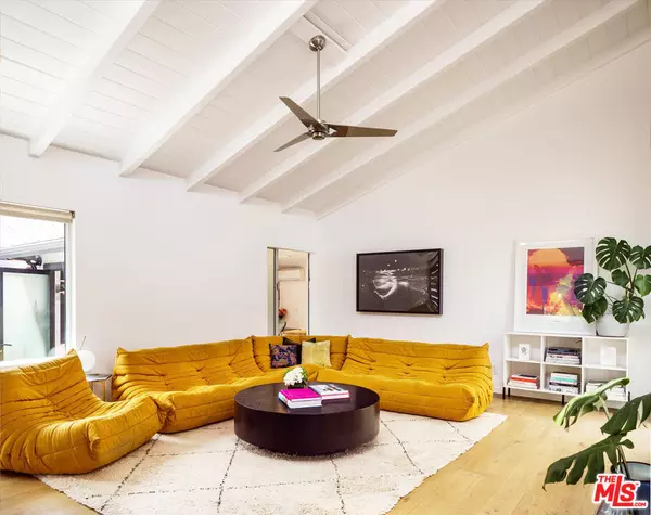 Venice, CA 90291,2501 Walnut Ave