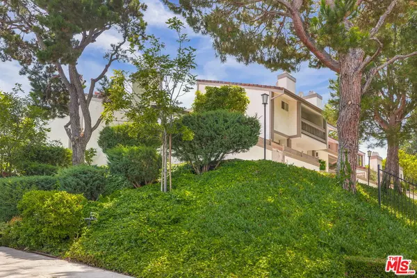 Pacific Palisades, CA 90272,17140 Palisades Cir