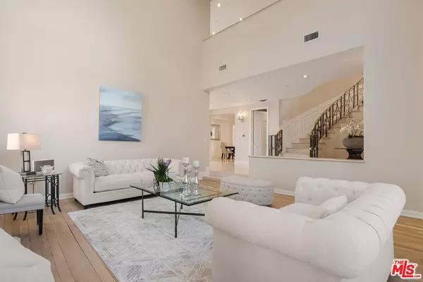 Pacific Palisades, CA 90272,16742 Via Pacifica