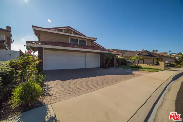 Rancho Palos Verdes, CA 90275,29303 Stadia Hill Ln