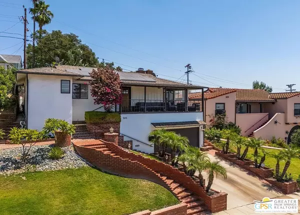 500 Woodbury Rd, Glendale, CA 91206