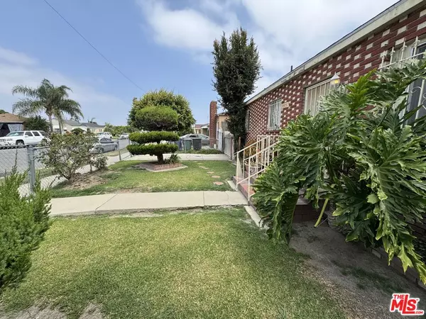 Compton, CA 90221,14422 S Butler Ave