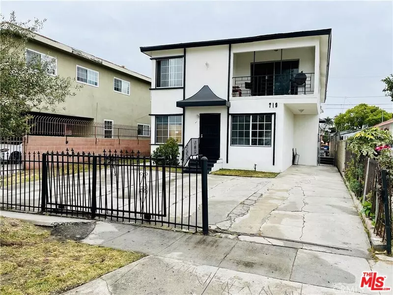 719 E 79th St #1, Los Angeles, CA 90001