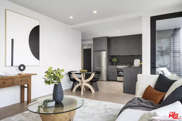 Los Angeles, CA 90034,3667 Keystone Ave #426