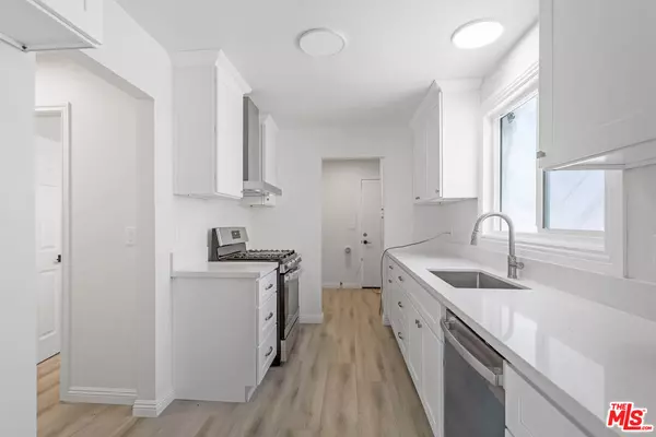 Los Angeles, CA 90047,11119 S Denker Ave