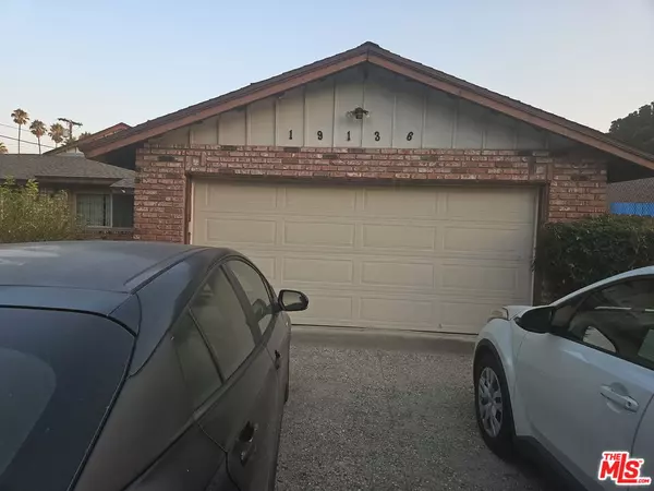 Northridge, CA 91324,19136 Malden St