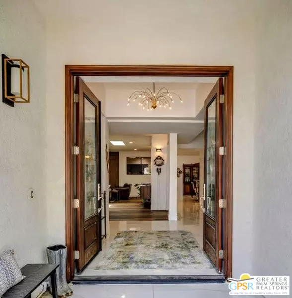 12 Santa Clara Dr, Rancho Mirage, CA 92270