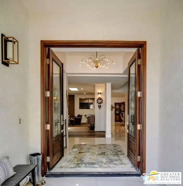 12 Santa Clara Dr, Rancho Mirage, CA 92270