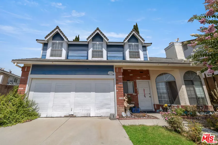11647 Remington St, Lakeview Terrace, CA 91342