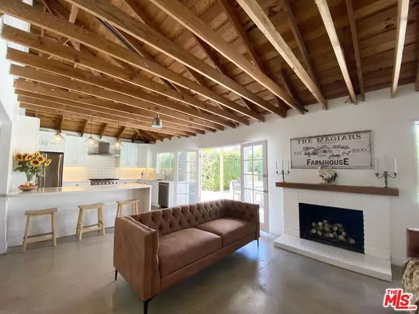 Thousand Oaks, CA 91362,1343 Rancho Ln