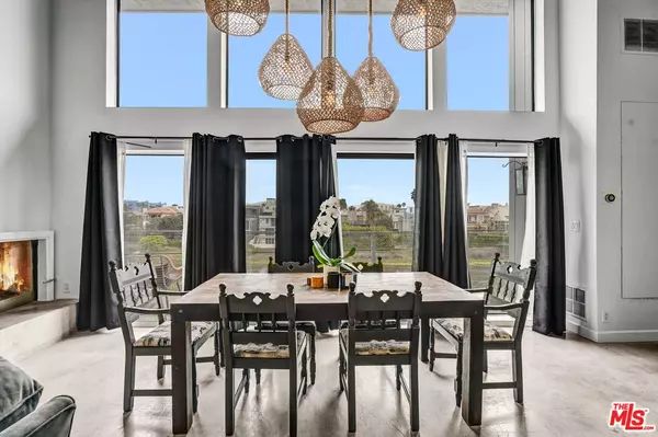 Marina Del Rey, CA 90292,4105 Pacific Ave #1