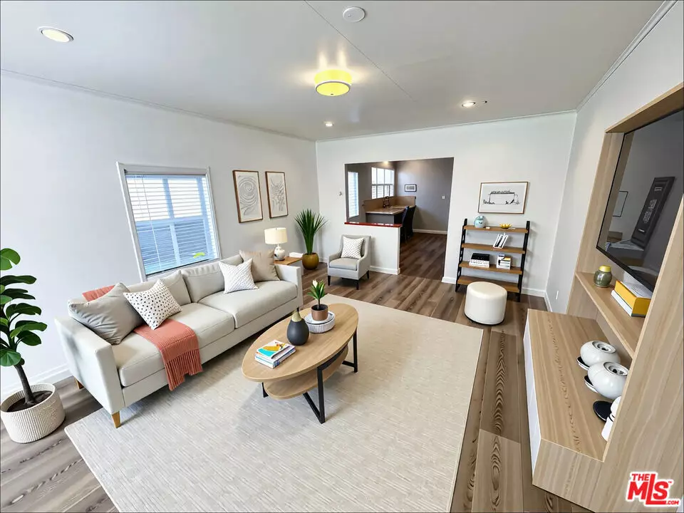 Los Angeles, CA 90066,12445 Greene Ave