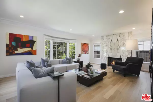 Los Angeles, CA 90064,3028 MOTOR Ave