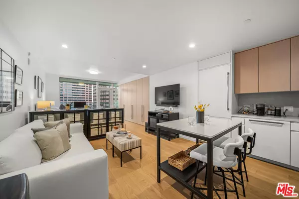 Los Angeles, CA 90017,877 Francisco St ##1715