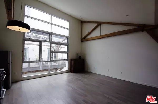 Los Angeles, CA 90013,527 Molino St #217