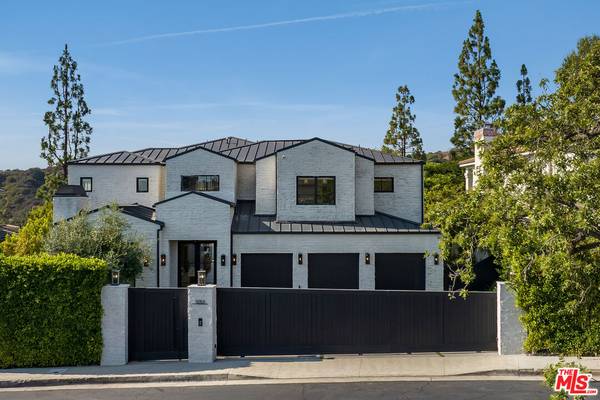 11753 Wetherby Ln, Los Angeles, CA 90077