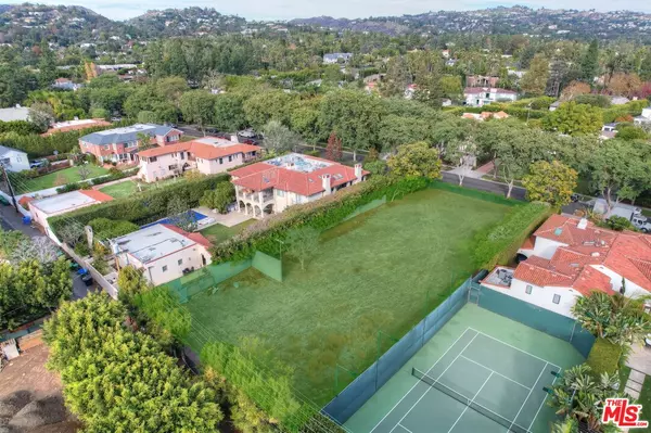 911 N ROXBURY DR, Beverly Hills, CA 90210