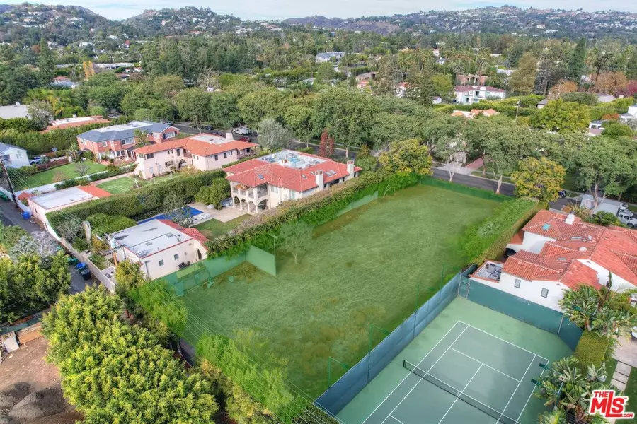 911 N ROXBURY DR, Beverly Hills, CA 90210