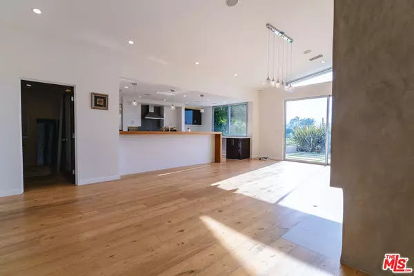 Sherman Oaks, CA 91403,3423 Scadlock Ln