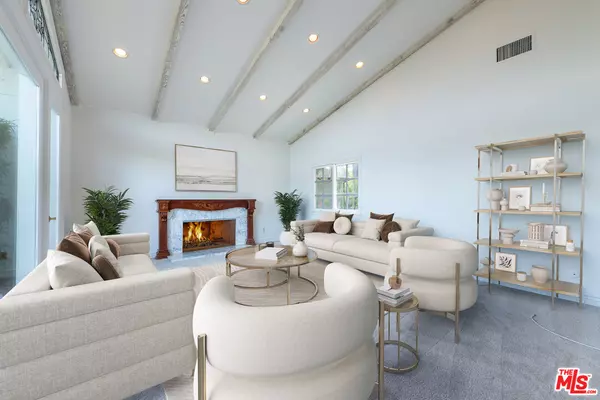 Encino, CA 91316,17216 Luverne Pl