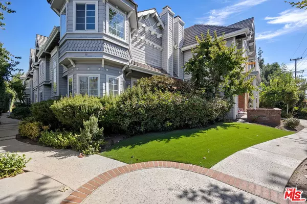 Tarzana, CA 91356,18135 Burbank Blvd #6