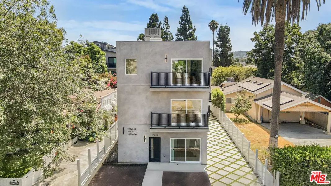 10828 Hesby St, North Hollywood, CA 91601