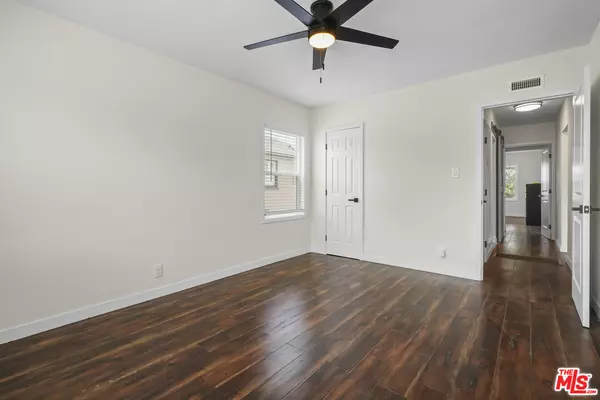 Los Angeles, CA 90016,5735 Bowesfield St