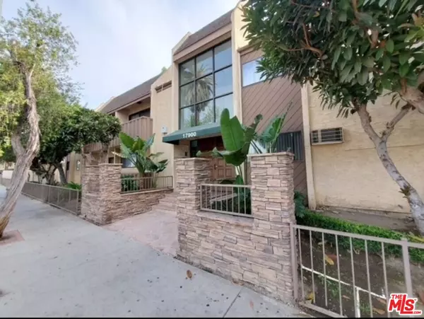 17900 Sherman Way #320, Reseda, CA 91335