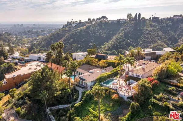 Los Angeles, CA 90077,1100 STRADELLA RD