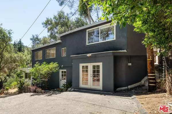 8301 Lookout Mountain Ave, Los Angeles, CA 90046