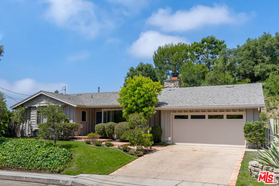 Pacific Palisades, CA 90272,1053 Maroney Ln