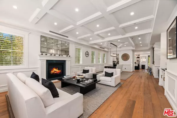 Sherman Oaks, CA 91401,5235 Sylmar Ave