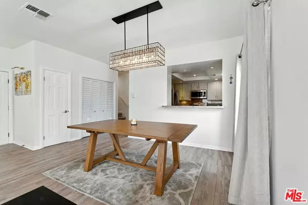 Santa Monica, CA 90404,1434 19th St #101