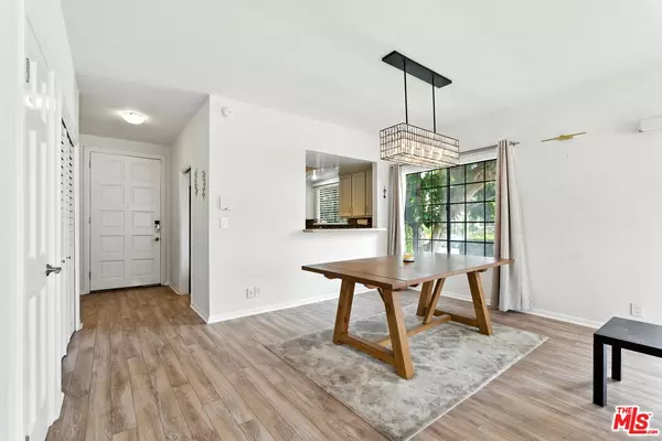 Santa Monica, CA 90404,1434 19th St #101